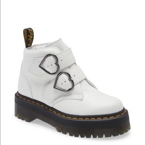 doc marten white devon heart platform. worn once